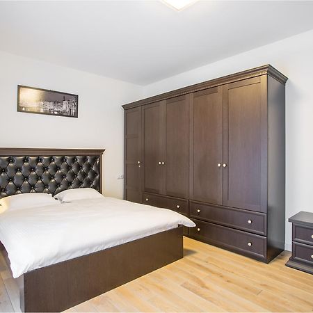 Elite Apartments Λβιβ Εξωτερικό φωτογραφία